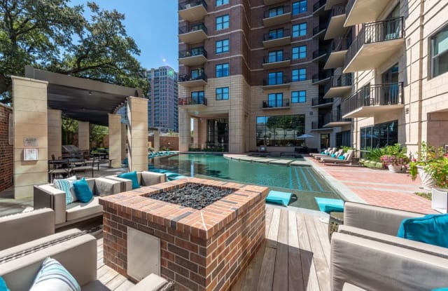 the carter apartments houston reviews