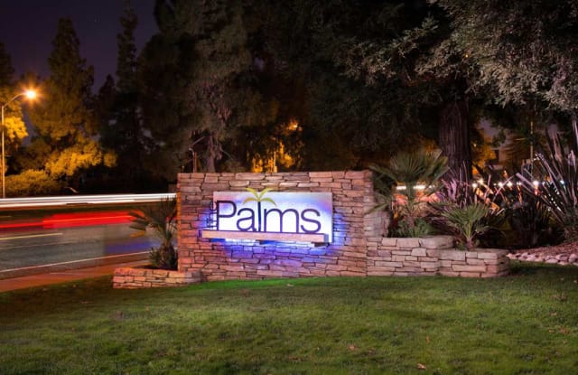 The Palms Apartment Sacramento