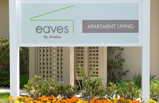eaves Mission Ridge Apartment San Diego