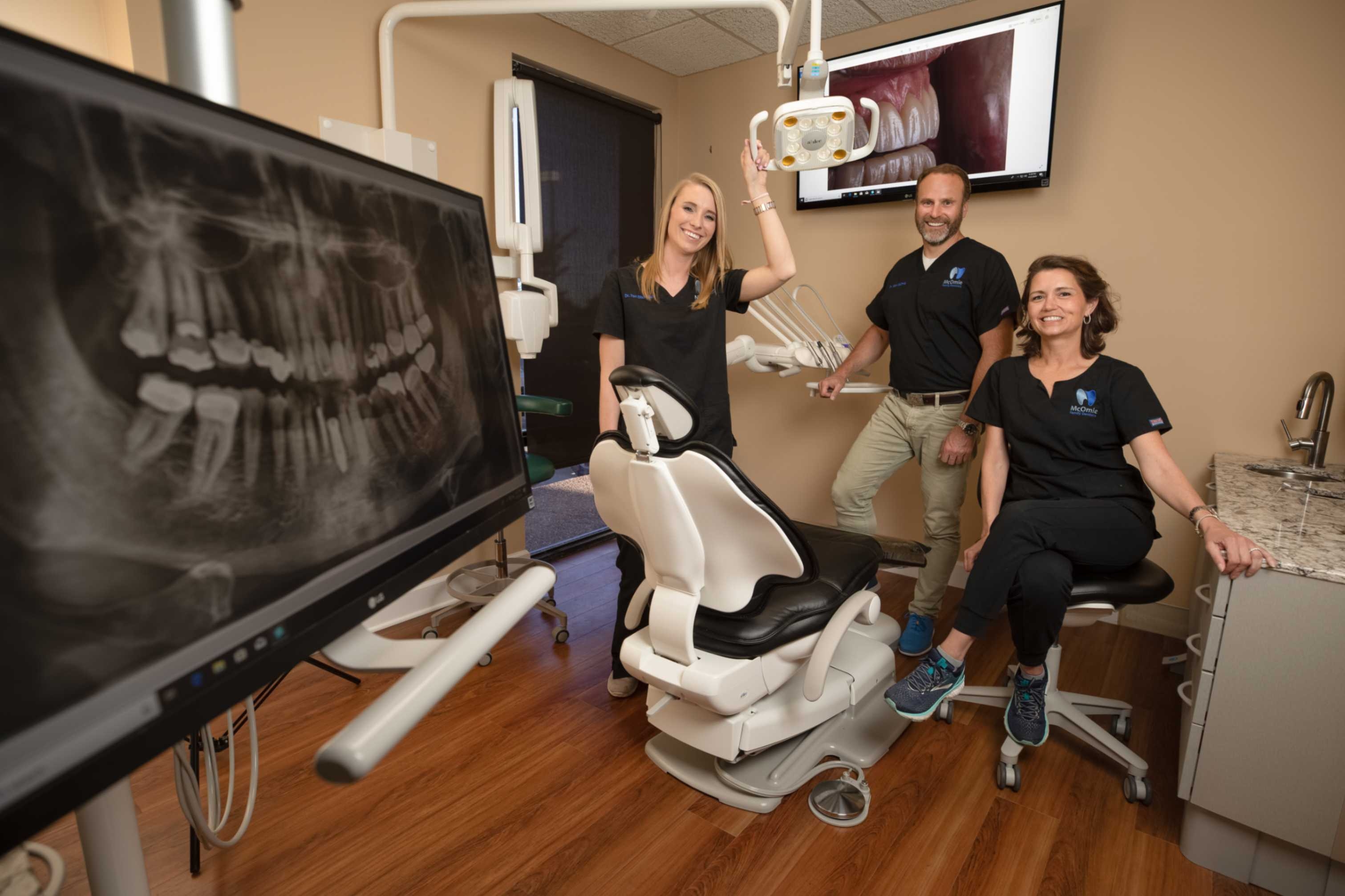 What dental services are available in Chattanooga?