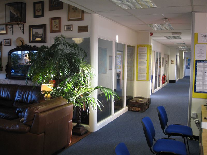 Oxford School of English