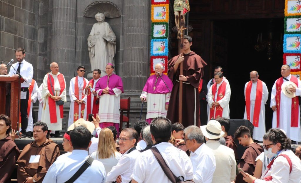 procesion-viernes-santo-pue-saldo-blanco