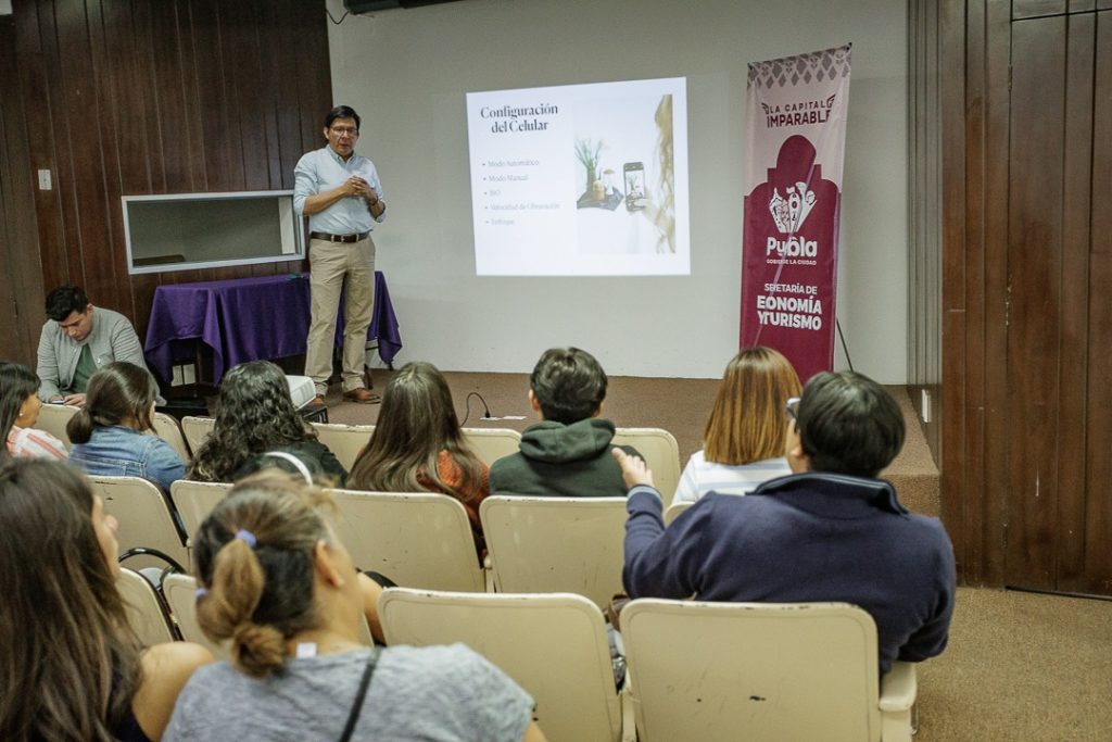 ayto-pue-entrega-imagenes-artesanos-productores