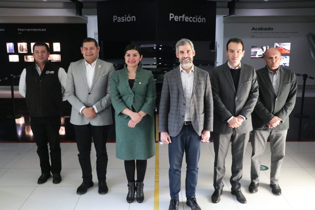 Olinia y Gobierno de Puebla