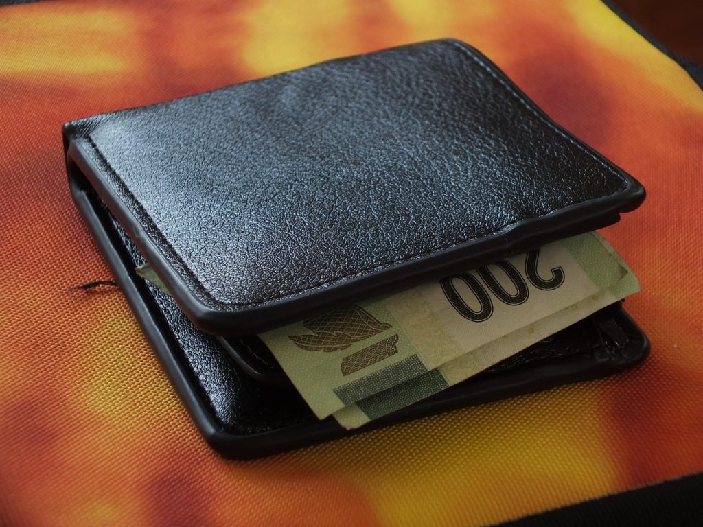 200 pesos