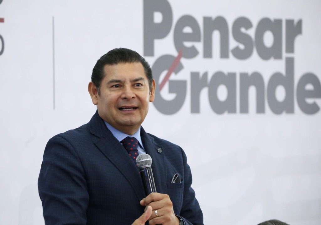 alejandro-armenta-mier