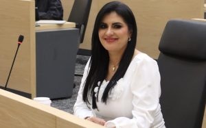 this is an alt image