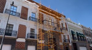 this is an alt image