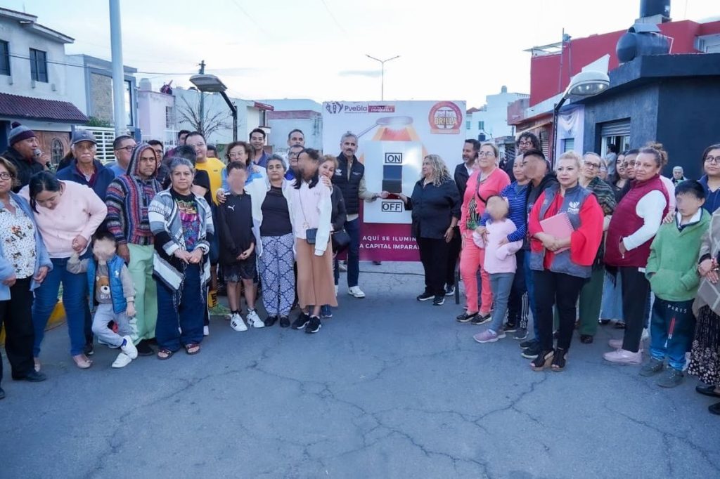 Ayuntamiento de Puebla moderniza el alumbrado de Hacienda Los Capulines II con 113 luminarias LED