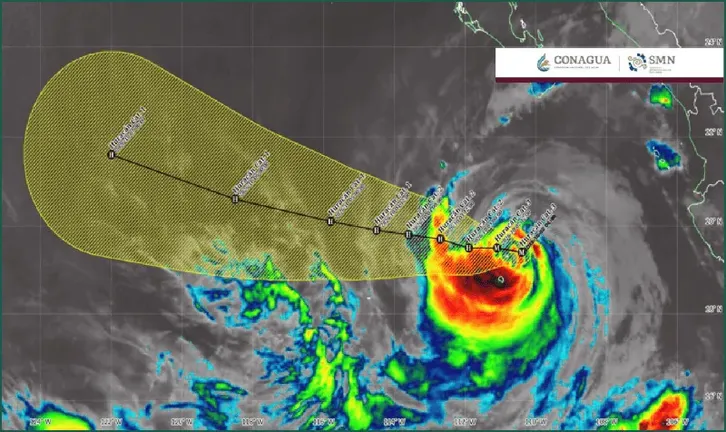 Huracán Rachel se aleja de México, pero deja lluvias intensas y fuerte oleaje en el Pacífico
