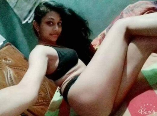 Behad Hot Bengali Boudi Ke Nude Selfies Leaked