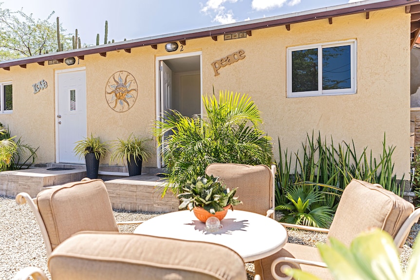 Love & Peace Vacation rental Apartment's Aruba — vacation rental
