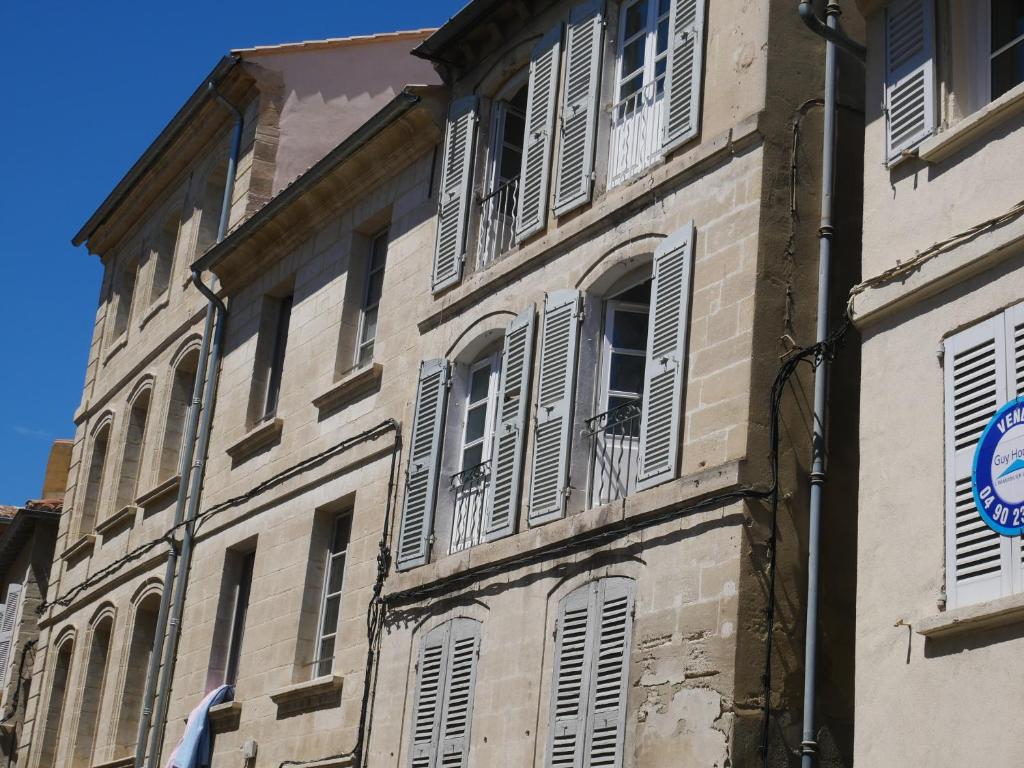 Confortable Rooftop view Appart Hôtel Avignon - Two-Bedroom Apartment — hotel