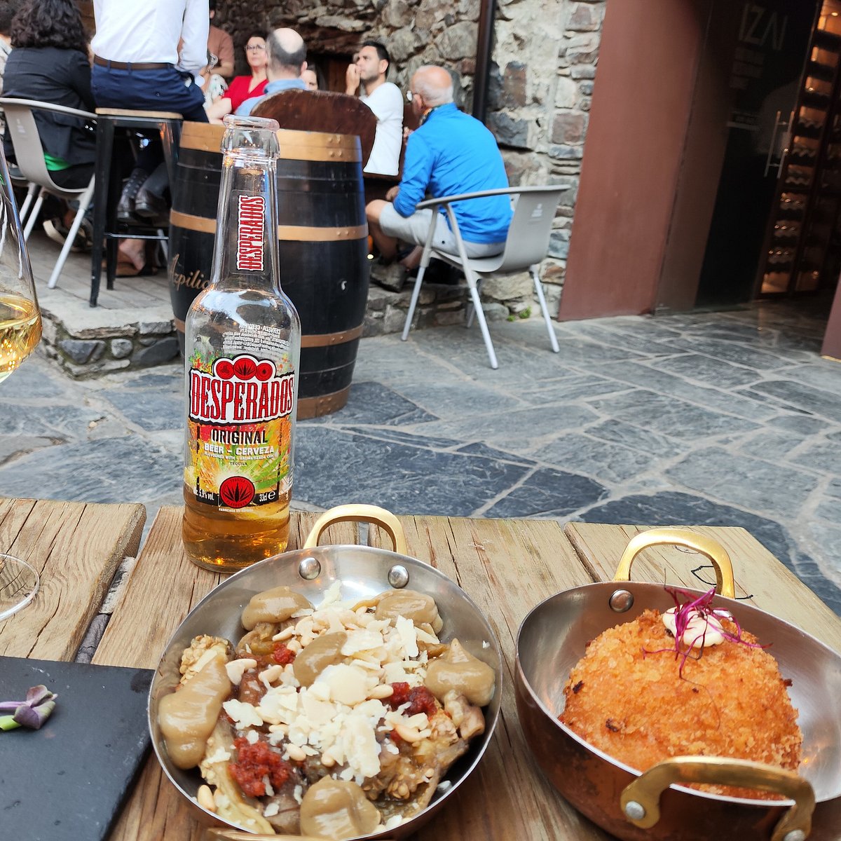 IZAI Restaurant — food and dining