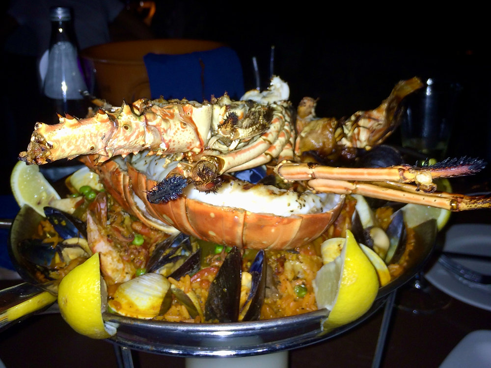 Salinas Restaurant — food and dining