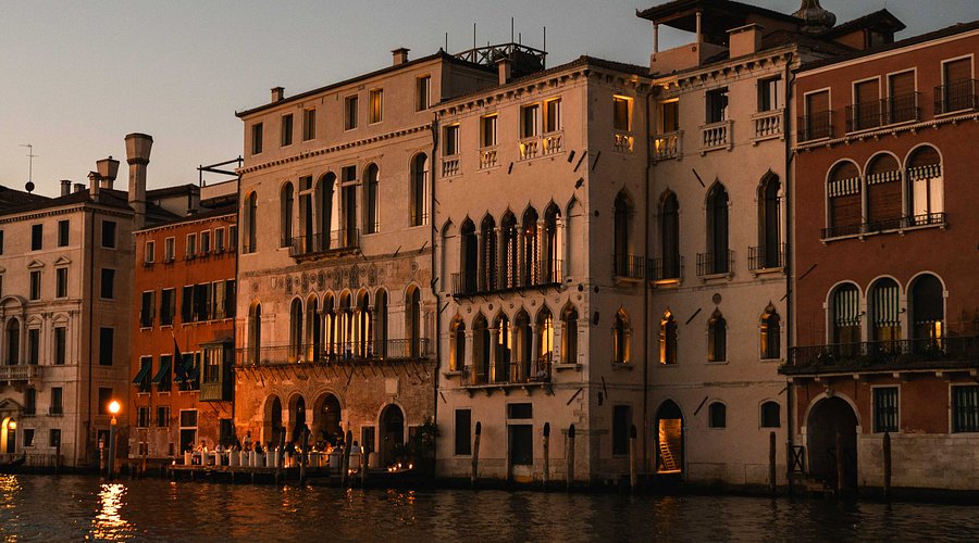 Beautiful 2 Bedroom Canal Home, Little Venice — hotel