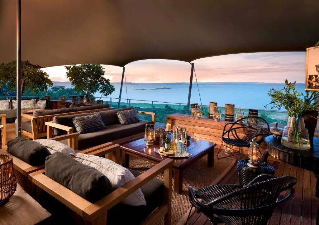 What to Expect during a Luxury Safari Vacation in Zimbabwe?
