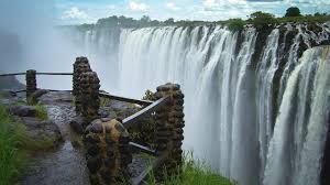 4 Days Trip to Zimbabwe to Visit Victoria Falls