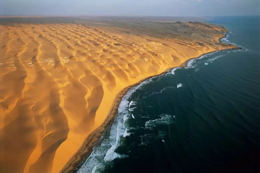 8 Days Namibia Safari Tours to Kalahari and Namib Desert