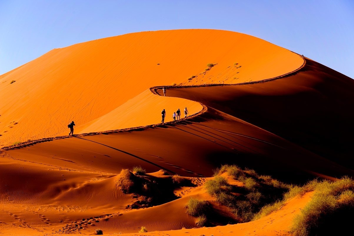 3 Days Superior Sossusvlei Namibia Tour from Windhoek