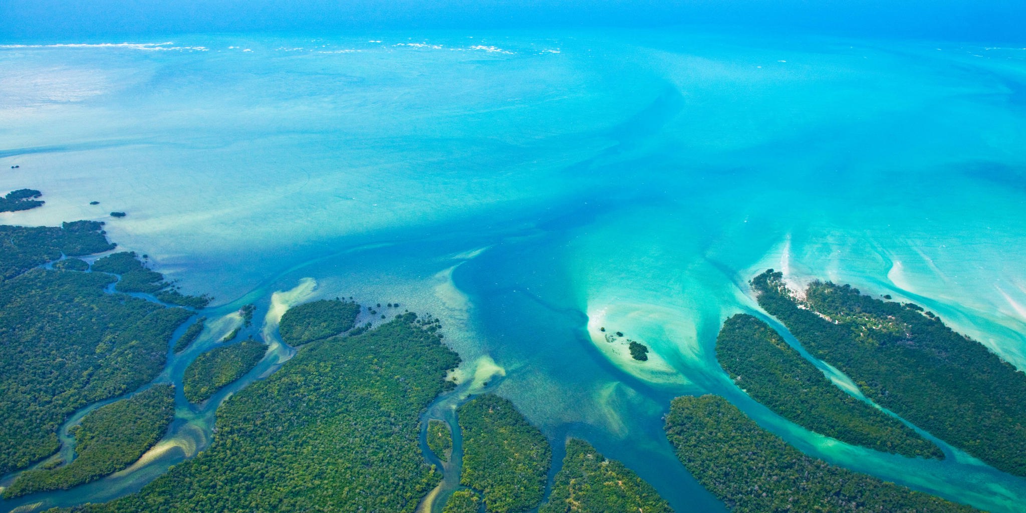 8 Days Mozambique African Safari and Botswana Okavango Trip