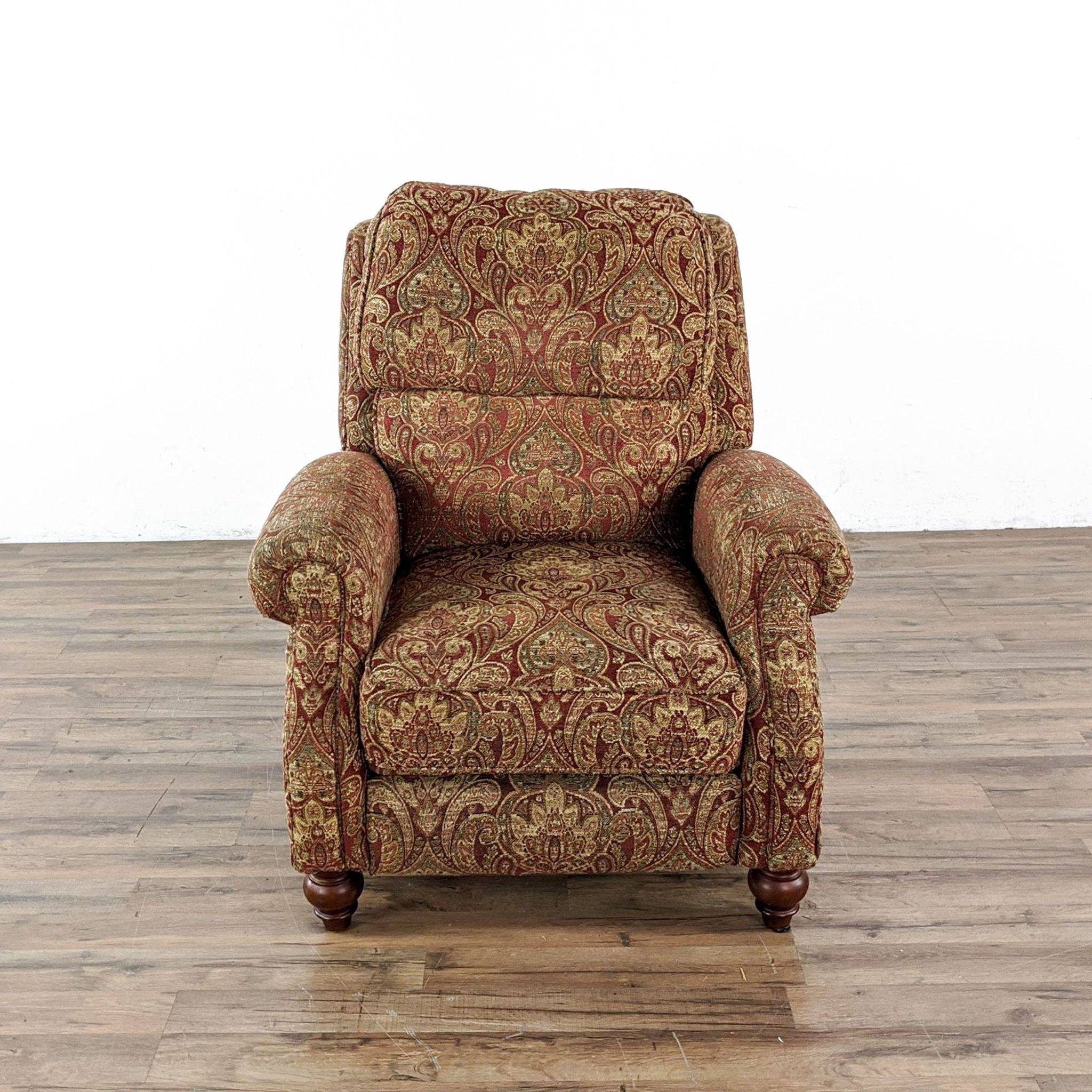 Broyhill Upholstered Recliner Kashew