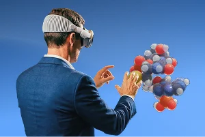 Mixed Reality (MR)