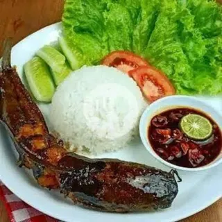 Nasi Lele Bakar