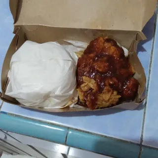 Nasi Ayam Lada Hitam