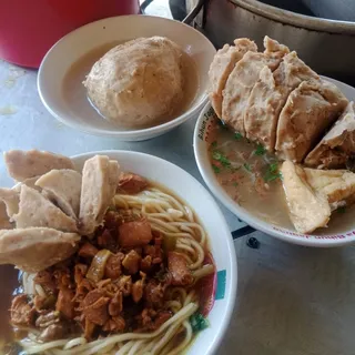 Mie Ayam Bakso Tulang Iga