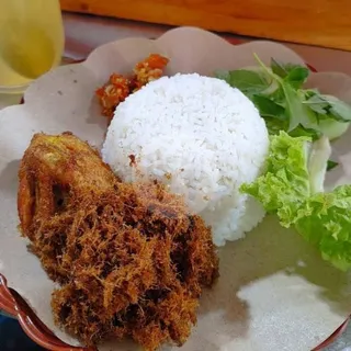 Nasi Ayam Goreng Negeri Rempah