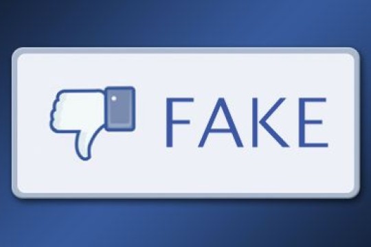 Fake su Facebook. Come segnalarli