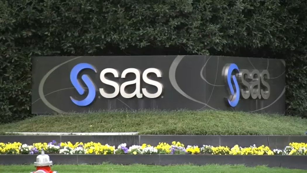 19390151_SASInstituteSign.jpg