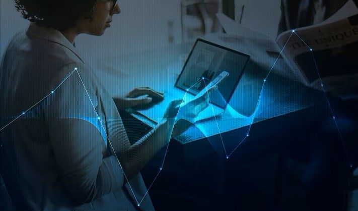 https://storage.googleapis.com/devspt-cms-gcp/cms/businesswoman_networking_using_digital_devices_53876_101875_1_716f842172/businesswoman_networking_using_digital_devices_53876_101875_1_716f842172.jpeg