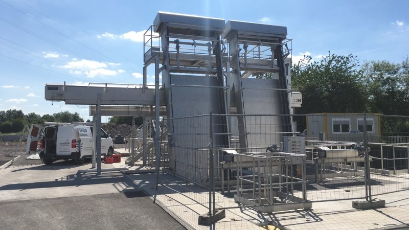 Chain screen 19