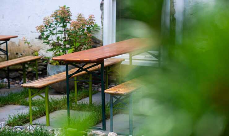 Outdoor dining tables
