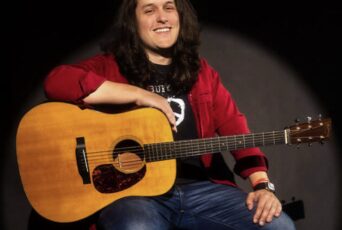 MUSIC John Thomas
