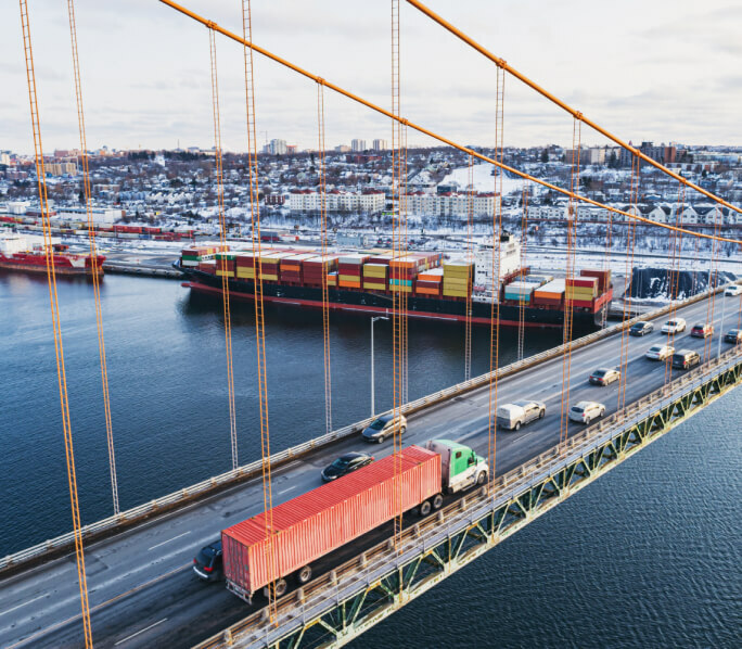 Cargo port