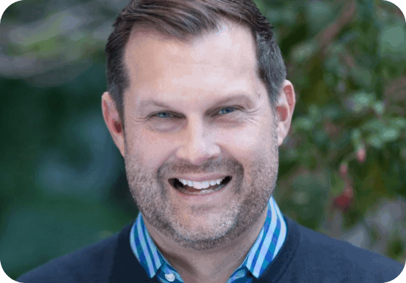 Headshot of John Finch, Dialpad's SVP, Solutions and Product Marketing