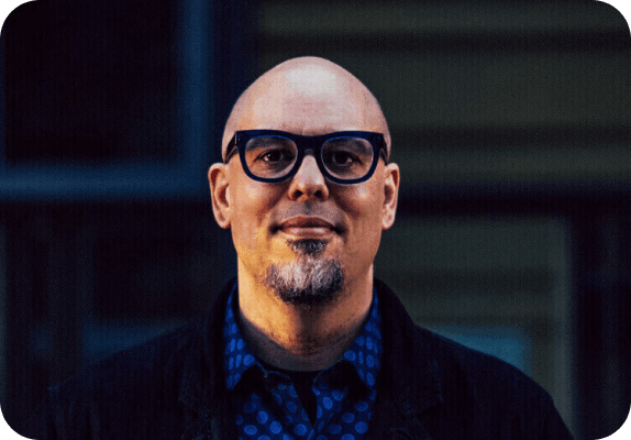 Headshot of Morgan Norman, Dialpad's Chief Marketing Officer