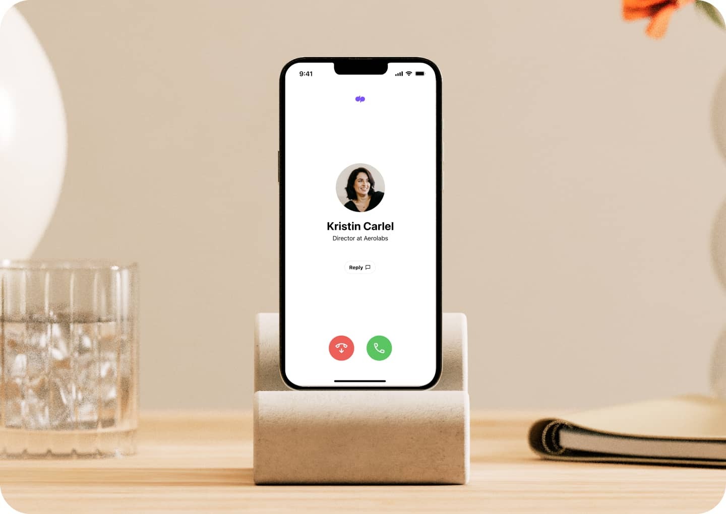 Screenshot of an ongoing phone call on Dialpads mobile app
