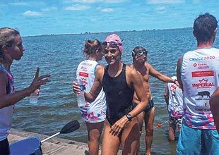Soledad luego de finalizar un Cruce Mediano de la Laguna de Gómez.