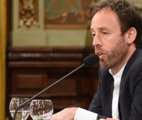 La Provincia oficializó el pago en cuotas del aguinaldo