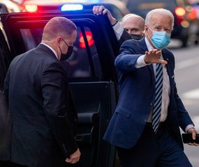 Joe Biden exigirá 100 días de uso obligatorio del barbijo