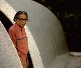 9 cosas que todo arquitecto debe saber sobre Balkrishna Doshi, Premio Pritzker en 2018