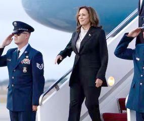 Kamala Harris en campaña bate récords de recaudación