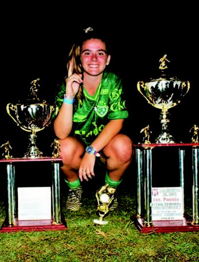 Sofía Nieves campeona con Sarmiento de Junín