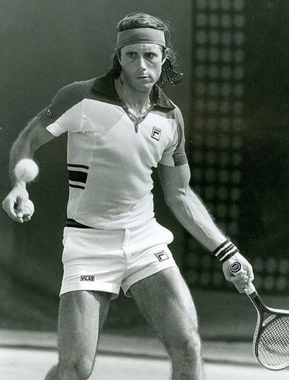 Guillermo Vilas, principal figura del tenis argentino y quien afronta un difícil momento por problemas de salud.