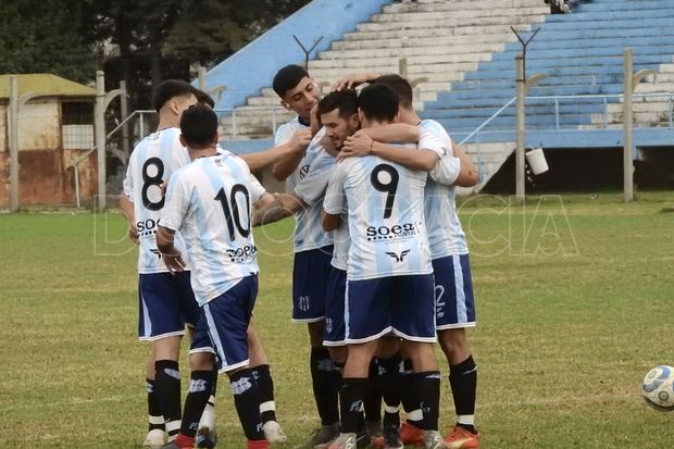 El partido se disputó en la cancha del Albiceleste.