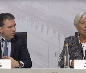 Para Lagarde, "la meta de inflación debe ser alcanzada"